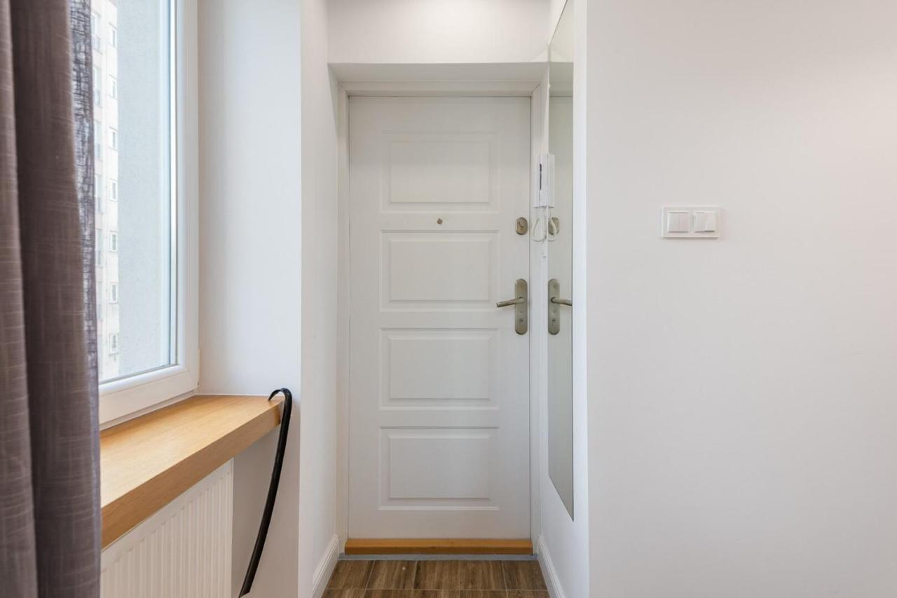 Rent Like Home - Zlota 65 II Warsaw Exterior photo